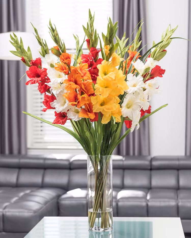 loai-hoa-nen-dat-len-ban-tho-05