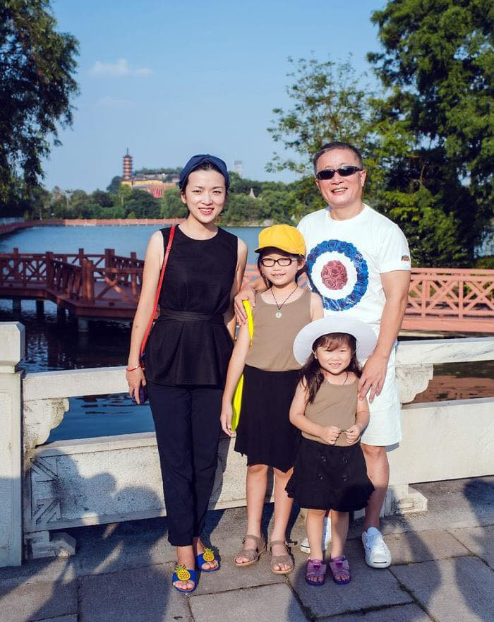 Cô bé con năm nào giờ đã làm mẹ Cô bé con năm nào giờ đã làm mẹ