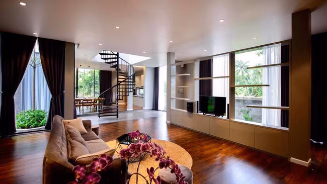 Phòng khách rộng rãi thoáng mát