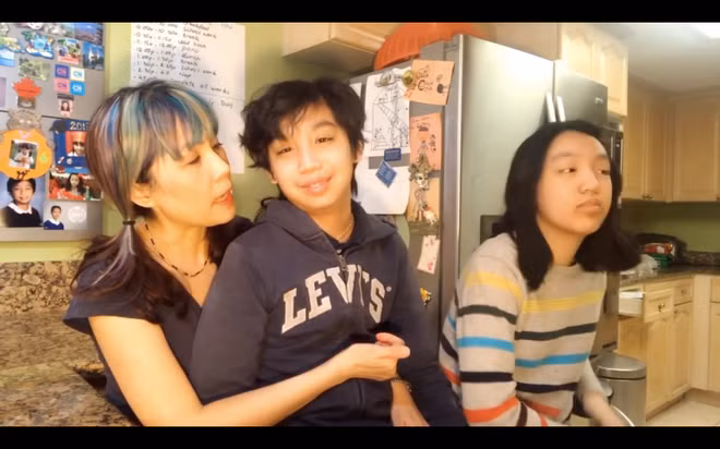 Vợ và các con Trường Vũ.