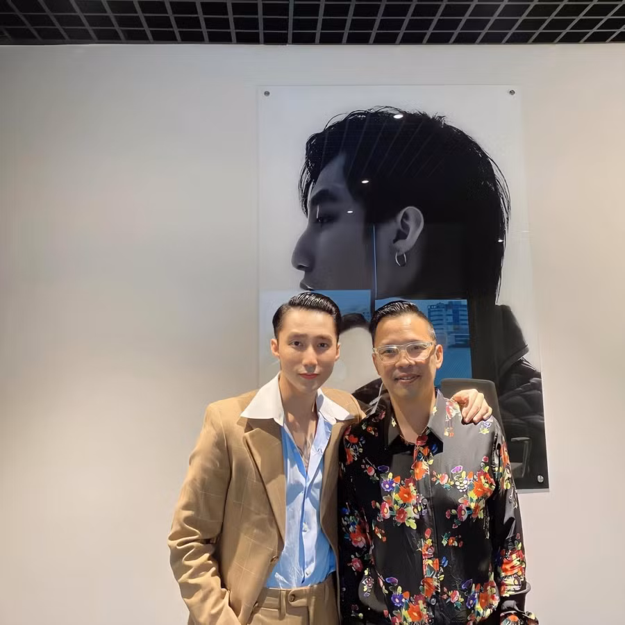 son-tung-khuon-mat-khac-la 1