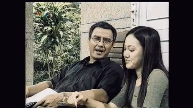 Hoài Anh và Quyền Linh trong Mùa hoa nhớ.