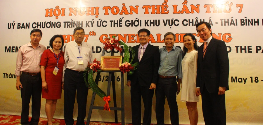 Với “Hệ thống thơ văn trên kiến trúc cung đình Huế” vừa được vinh danh là Di sản tư liệu, Cố đô Huế có 5 di sản được các tổ chức uy tín thế giới công nhận