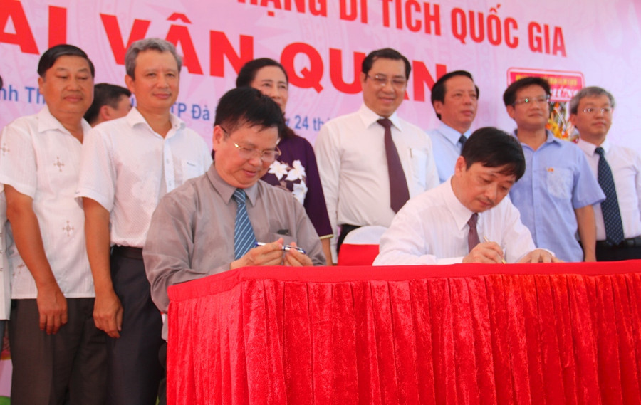 Hai địa phương sẽ tiếp tục cùng nhau thống nhất, phối hợp với các doanh nghiệp nghiệp du lịch để hình thành các tour tuyến, đảm bảo môi trường du lịch an toàn