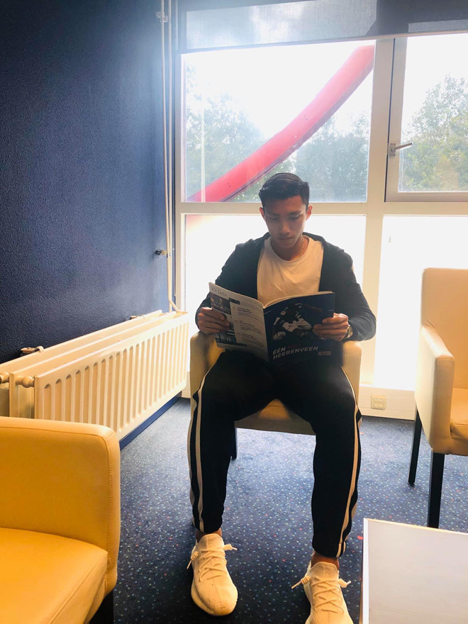 Ngắm nhà đẹp và ô tô tiền tỷ của Văn Hậu tại Hà Lan3