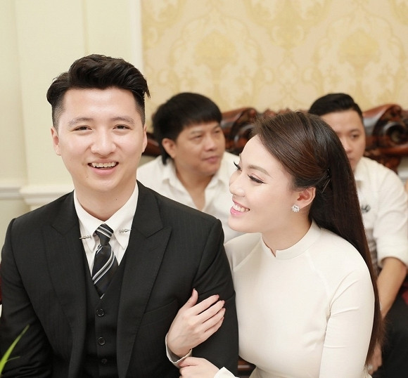 Chồng soái ca, gia thế khủng của nữ giảng viên Âu Hà My2