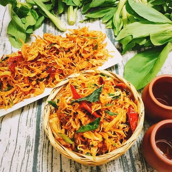 Những món ăn vặt không thể thiếu ngày Tết