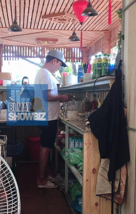 Làn chuyện này cho Nhã Phương, Trường Giang khiến fan thốt lên: ‘Phải lấy người như anh’ ảnh 2 Trường Giang mượn quán pha nước cho Nhã Phương2