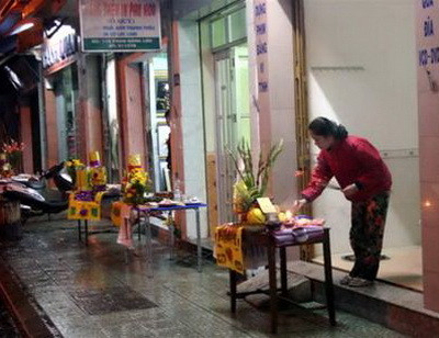 2 Bài văn khấn cúng giao thừa ngoài trời đêm 30 tết năm Canh Tý 2020 chuẩn nhất