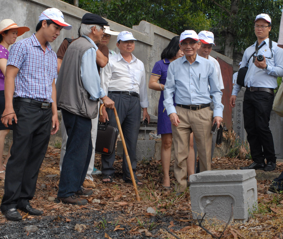 Những khối đá lớn này có rất nhiều ở khu vực gò Dương Xuân