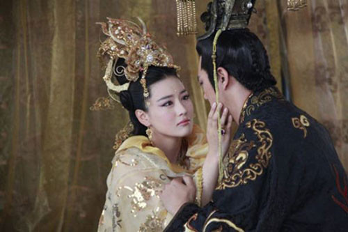 Tương truyền, trong cung Trụ có 1 nơi dành riêng cho thú vui của vua Trụ. Vua Trụ, Đát Kỷ cùng các mỹ nhân thường xuyên vui chơi truy lạc tại đây. (Ảnh minh họa). Tương truyền, trong cung Trụ có 1 nơi dành riêng cho thú vui của vua Trụ. Vua Trụ, Đát Kỷ cùng các mỹ nhân thường xuyên vui chơi truy lạc tại đây. (Ảnh minh họa).