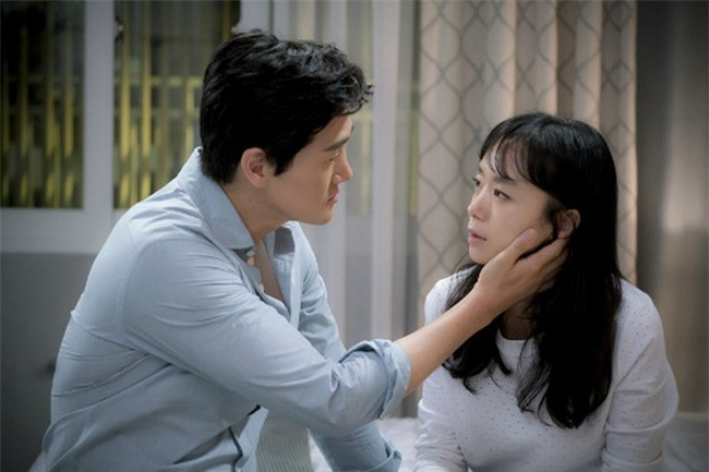 Nghe lén vợ tương lai nói chuyện với mẹ đẻ, chồng sốc nặng khi biết mình là kẻ "đổ vỏ", quyết định cuối cùng của anh khiến họ tái mặt - Ảnh 1. Nghe lén vợ tương lai nói chuyện với mẹ đẻ, chồng sốc nặng khi biết mình là kẻ "đổ vỏ", quyết định cuối cùng của anh khiến họ tái mặt - Ảnh 1.