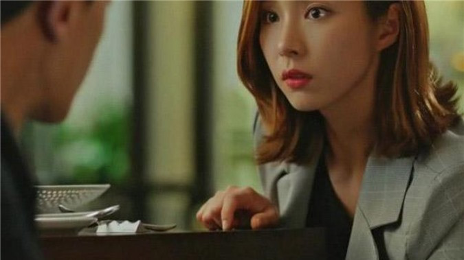 Gái ế làm mình làm mẩy khi bị ép đi xem mắt, nhưng vừa thấy đối tượng mai mối thì đỏ mặt ‘đứng hình’ - Ảnh 2 di xem mat 2