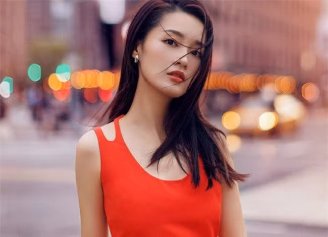 Làm dâu 6 năm không đẻ được nhưng mẹ chồng vẫn quý như vàng, một lần gặp bà từ ngân hàng đi ra, tôi lặng người biết bí mật phía sau - Ảnh 1.