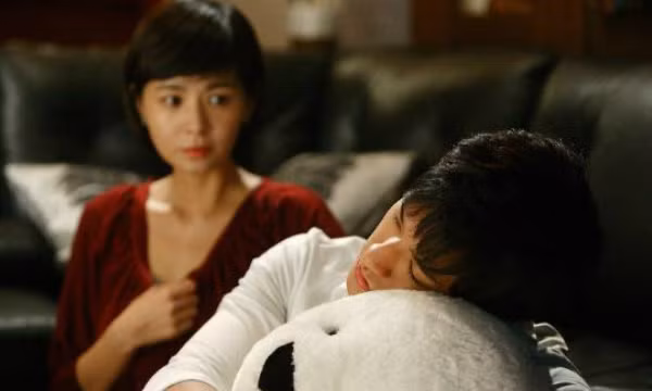 2 năm giả nghèo khổ thử lòng bạn gái, ngày dẫn em về ra mắt tôi nhận cái tát điếng người