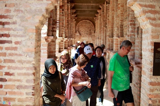 Ngày nay, chính phủ Malaysia mở cửa cho du khách đến thăm lâu đài. Những câu chuyện về cái chết của Smith và nhóm công nhân vẫn được thêu dệt khiến nơi đây trở thành một trong những điểm đến hấp dẫn bậc nhất khu vực.