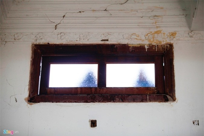 Một số chi tiết của lâu đài bắt đầu xuống cấp nhưng chính quyền Malaysia hạn chế tối đa việc can thiệp vào sự nguyên vẹn của Kellie&apos;s Castle.