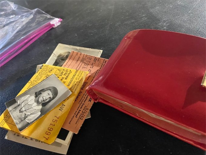 Những đồ vật thất lạc nửa thế kỷ bỗng quay trở lại một cách bất ngờ