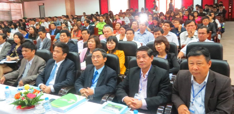 Hội thảo thu hút đông đảo các nhà quản lý giáo dục cùng đông đảo cán bộ, giáo viên chuyên ngành GDCD tham dự