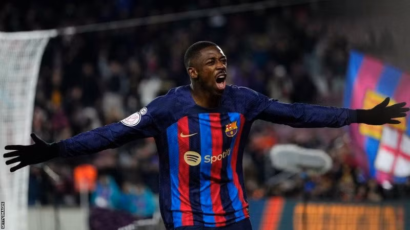 PSG không có sự phục vụ của Ousmane Dembele, Desire Doue, Marquinhos và Khvicha Kvaratskhelia vì chấn thương. Achraf Hakimi trở lại đội hình xuất phát sau khi được nghỉ ngơi ở trận gặp Auxerre. 130781606-dem1.jpg