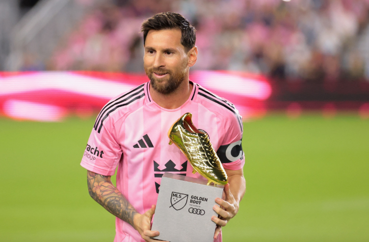 Messi hiện đã gia hạn hợp đồng với Inter Miami đến hết mùa giải MLS 2028, gần như khép lại khả năng anh trở lại Barca theo dạng chuyển nhượng lâu dài. 6666655.png