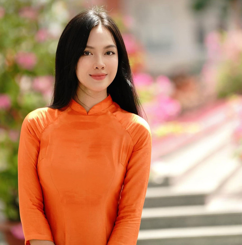 hot-girl-que-linh-5-1726418782778569483214.jpg