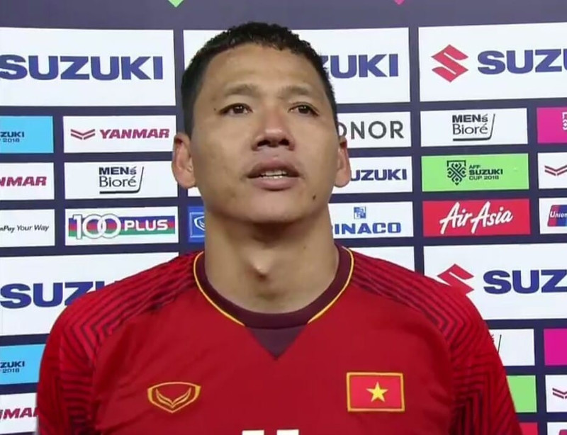 nguyen-anh-duc-chia-tay-doi-tuyen-viet-nam-hinh-anh.jpg