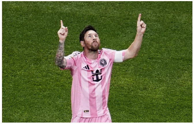 Kể từ khi chia tay Barca năm 2021, Messi trải qua 2 năm chơi bóng tại PSG trước khi sang Mỹ và tiếp tục tỏa sáng tại xứ cờ Hoa. 000000000000000000000000000000.png