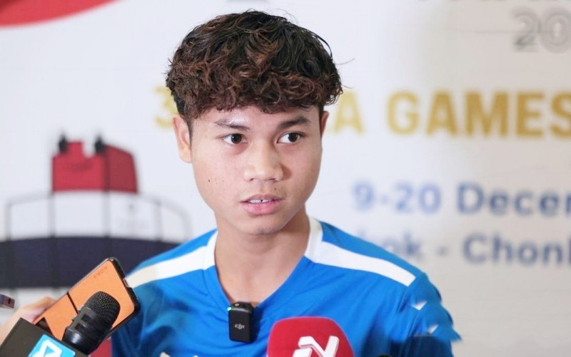 Trước trận gặp U22 Việt Nam, tiền vệ Haykal Danish Haizon của U22 Malaysia tỏ ra khá tự tin. Người ghi bàn mở tỷ số trong chiến thắng 4-1 trước U22 Lào cuối tuần trước cho biết: 9995e920a9a30435a3244ac0d627e5476937e9f995145-1-69380ac546cf1.jpg