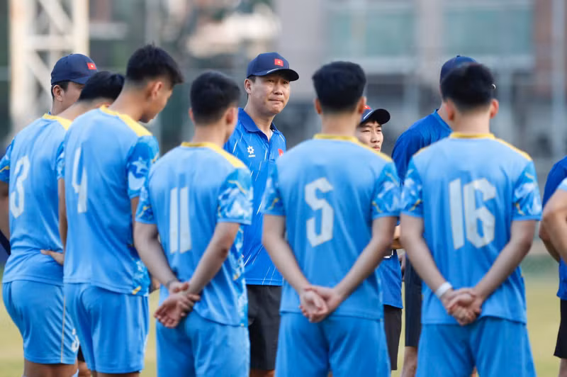 Vòng chung kết U23 châu Á 2026 sẽ chính thức khởi tranh từ ngày 6/1 đến ngày 24/1/2026 tại Saudi Arabia. img-20251202-184115.jpg