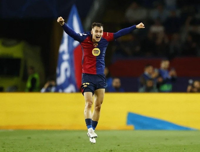 Nguồn tin uy tín tiết lộ, lời đề nghị 40 triệu euro có thể khiến Barca nhả tài năng 22 tuổi bởi đội bóng này đang rất cần tiền để mua sắm thêm cầu thủ. casado2.jpg