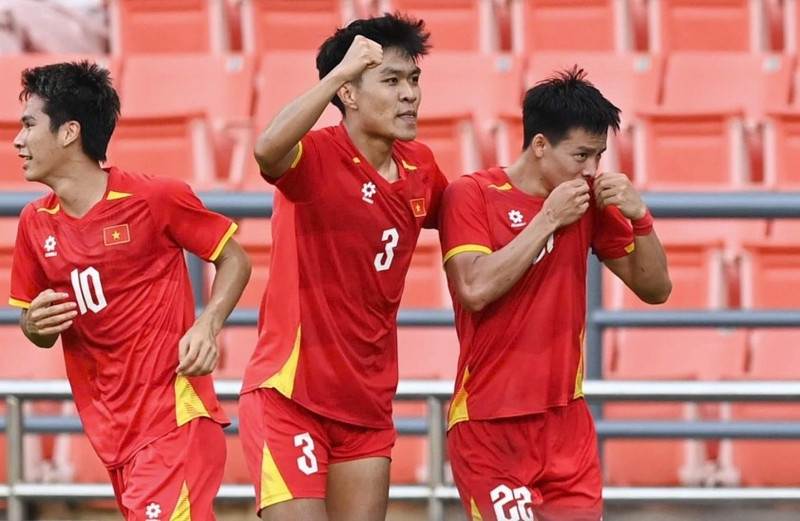 Phần thưởng này nhằm ghi nhận nỗ lực, tinh thần thi đấu và thành tích lọt vào trận đấu cuối cùng của giải. 1-69401235827c6.jpg