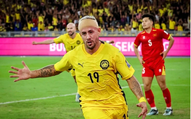 Tuyển Malaysia sẽ bị xử thua 0-3 trước tuyển Việt Nam và Nepal ở vòng loại cuối Asian Cup 2027. Tuyển Malaysia sẽ chính thức bị loại sau án phạt trên và tuyển Việt Nam đoạt vé dự VCK. 00000009999999999999999.png