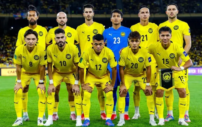 LĐBĐ thế giới đã đưa ra án phạt rất nặng với LĐBĐ Malaysia (FAM) và 7 cầu thủ nhập tịch “chui” đã ra sân thi đấu 1 số trận giao hữu và 2 loạt trận đầu tiên bảng F thuộc vòng loại thứ 3 Asian Cup 2027. 00999888.png