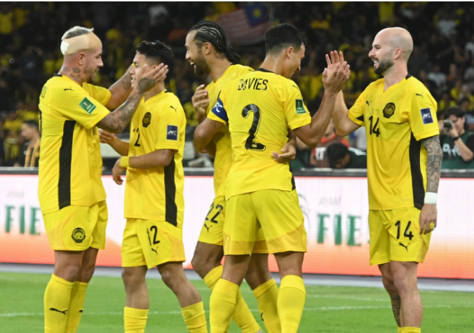 Cụ thể, Liên đoàn bóng đá đã yêu cầu điều tra hình sự vụ 7 cầu thủ nhập tịch “chui” ở 5 quốc gia có liên quan. 009998888.png