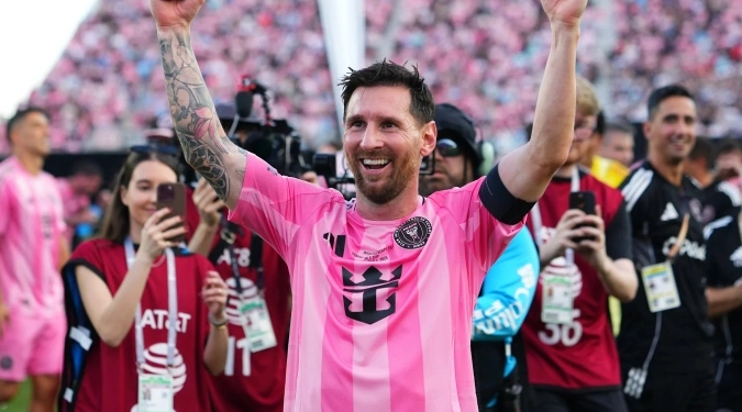 Trong khi đó, Messi có 46 bàn thắng và 28 kiến tạo trong năm 2025. 0000000000000000000.png