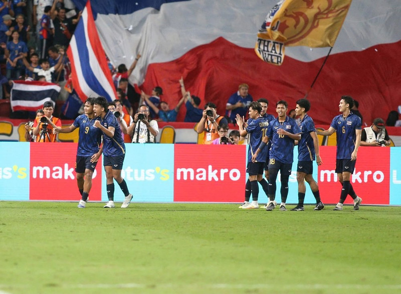 Tới phút thứ 32, Ratree Seksan nâng tỷ số lên 2-0 cho U22 Thái Lan sau một pha phản công nhanh. u22-viet-nam-vs-u22-tha-lan-1-3225.jpg