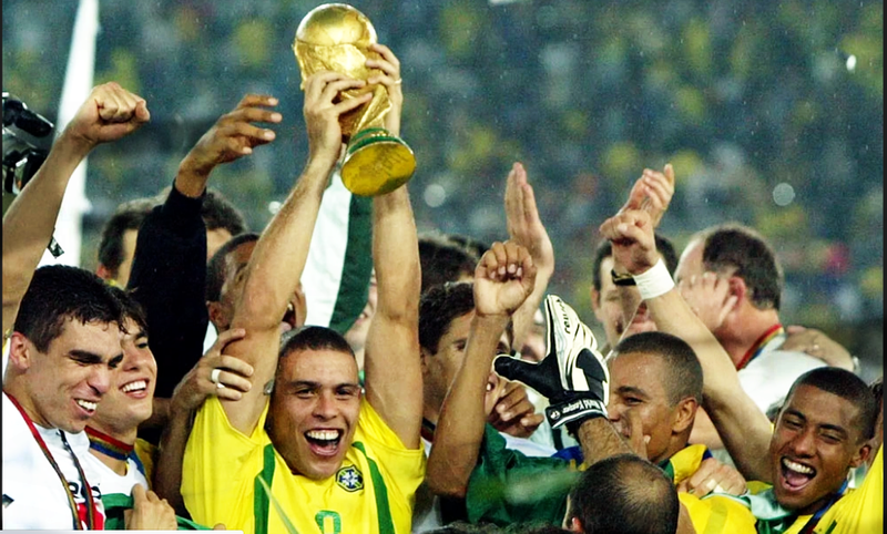 Brazil – 5 lần: 1958, 1962, 1970, 1994, 2002. 777766666.png