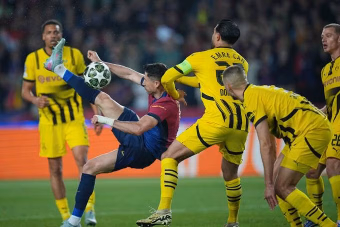 Hiện một số đội bóng của Saudi Arap đang để mắt tới Lewandowski. lewandowski-2.jpg