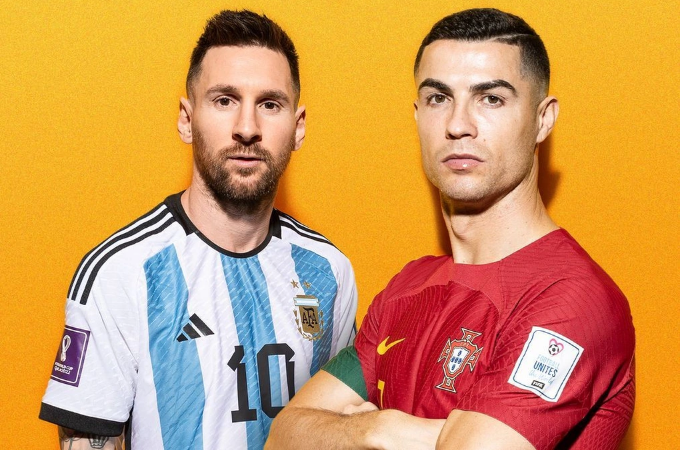 Messi từng vô địch World Cup 2022 cùng Argentina trong khi đó Ronaldo đang hướng tới chức vô địch World Cup đầu tiên trong sự nghiệp cùng đội tuyển Bồ Đào Nha. 099877776666.png
