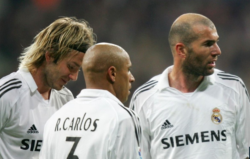 zinedine-zidane-06-1934.jpg