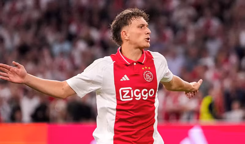 Godts đang là cái tên được đánh giá cao trên toàn châu Âu và đã lọt vào tầm ngắm của nhiều đội bóng lớn. 0000099999999999.png