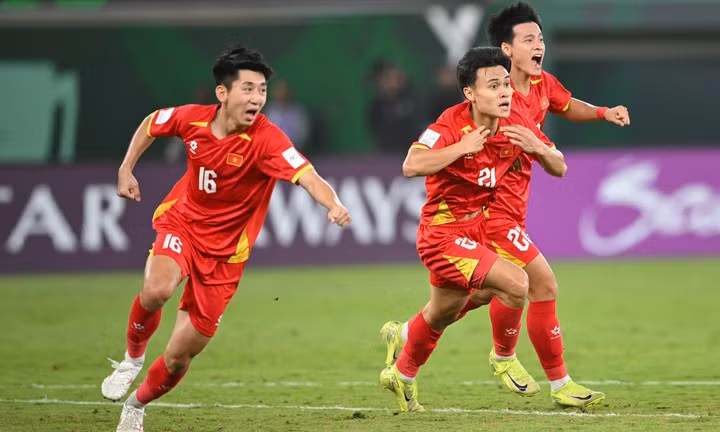 Hoàn cảnh này buộc U23 Việt Nam phải giành chiến thắng ở hai trận đấu còn lại nếu muốn đăng quang ngôi vô địch giải CFA Team China 2026. u23-1x-15542967.jpg