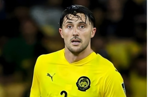 Mới nhất, theo báo chí Argentina, nhiều tài liệu cho thấy ông Carlos Rogelio Fernandez, ông nội của cầu thủ Garces, sinh ra tại Argentina, chứ không phải ở Malaysia. 46.png