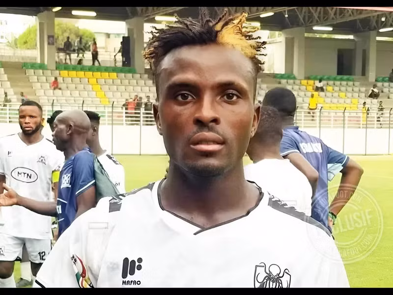 Richmond Nji năm nay 25 tuổi, sở hữu chiều cao 1m75, vị trí sở trường là tiền đạo cắm khi sở hữu tốc độ tuyệt vời và khả năng dứt điểm hiệu quả. betterimage-1758529413013-68d1081bce5a6.jpg