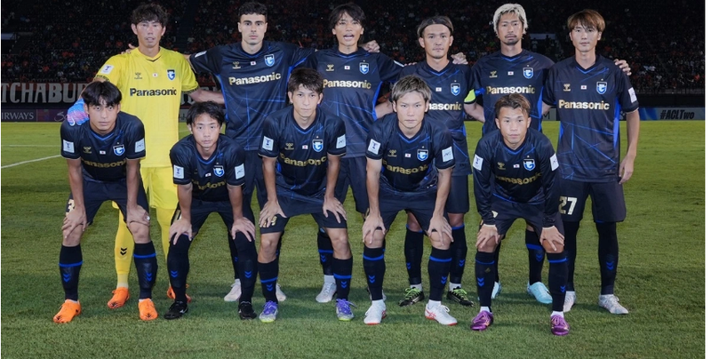 CLB Gamba Osaka đã chắc suất đi tiếp, nhiều khả năng không tung ra đội hình mạnh nhất. Trong khi đó, CLB Nam Định thắng 8-9 bàn cũng là thử thách gần như bất khả thi ở trận đấu tới. 8888888888888888888-9623.png