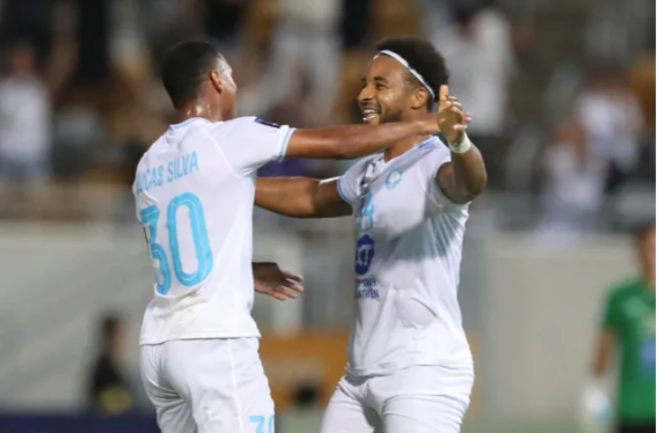 HLV Mauro dự kiến sẽ có trận ra mắt người hâm mộ vào ngày 23/11, khi Thép Xanh Nam Định tiếp đón Long An tại Cup Quốc gia. 7777666.png