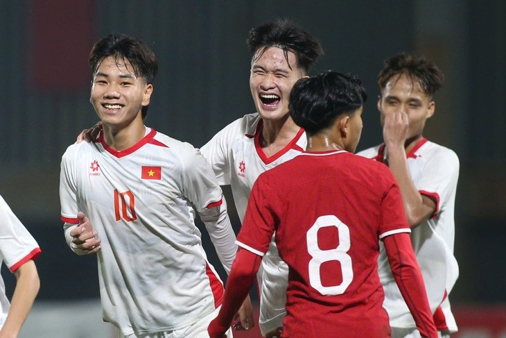 u17-viet-nam-17638208407201166576811.jpg