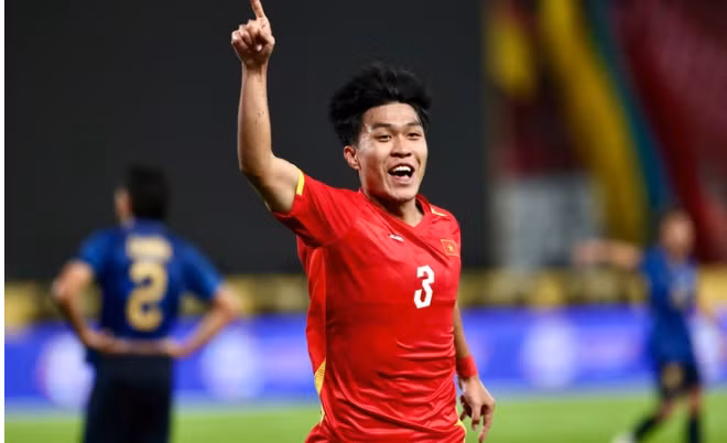 Các đối thủ sắp tới đều ở đẳng cấp cao, đặc biệt là chủ nhà Saudi Arabia, vì vậy toàn đội cần tập trung và nỗ lực nhiều hơn nữa ở cả phòng ngự lẫn tấn công”, Lý Đức chia sẻ. 888888888877777777777777666666666666.png