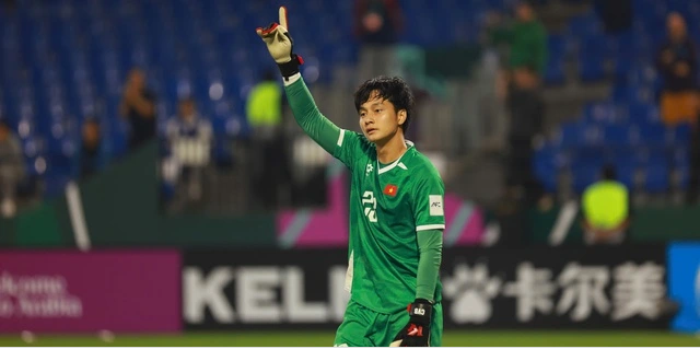 Ở vị trí thủ môn, Phạm Đình Hải (2006) và Cao Văn Bình (2005) đang nằm trong nhóm có thể dự ASIAD 2026 dù đã tiệm cận ngưỡng tuổi trên. 00000000000000000000000000000.png